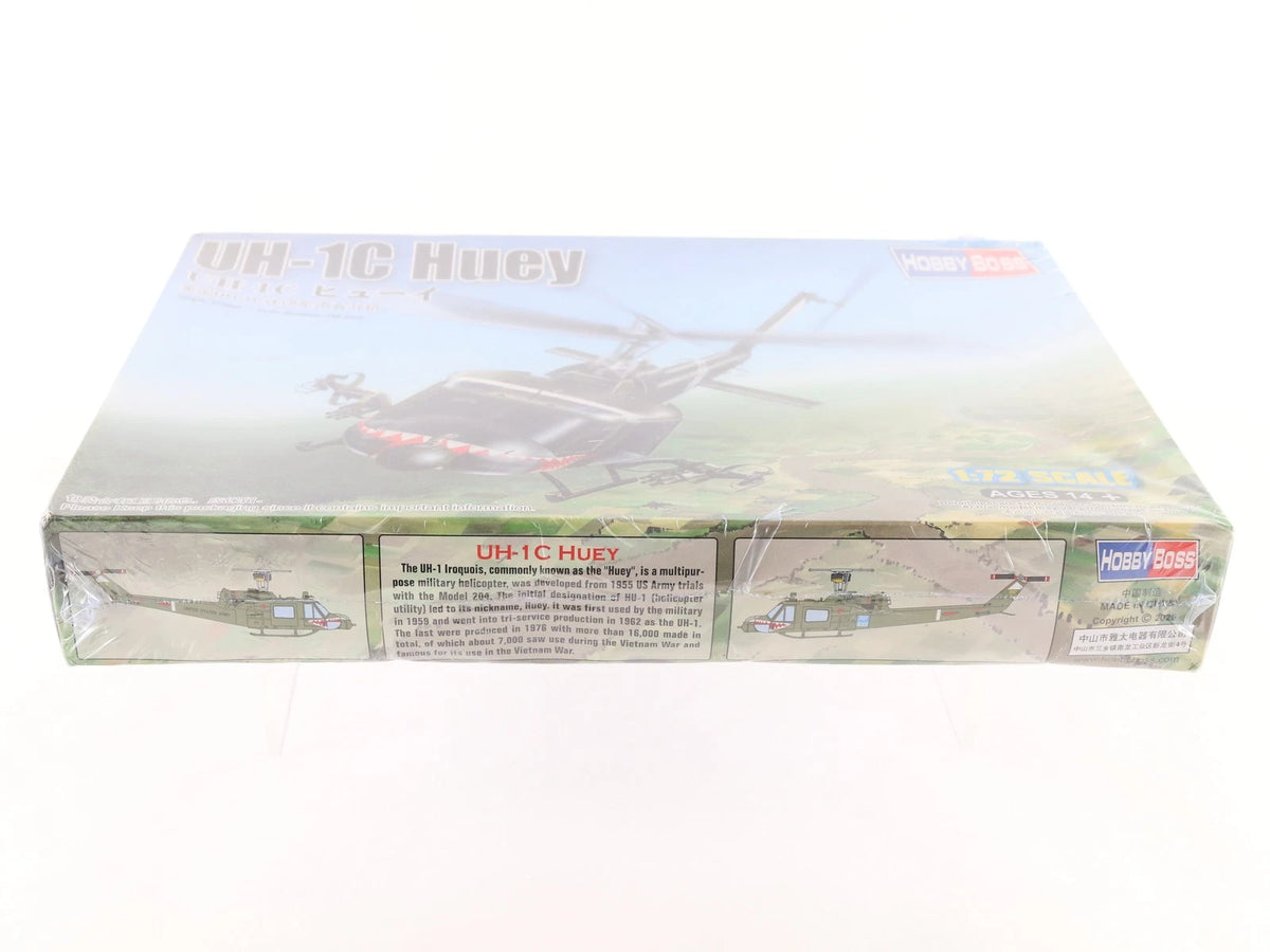 UH-1C Huey Helicopter Bell Hobbyboss 1:72 87229 Sealed Military Kit