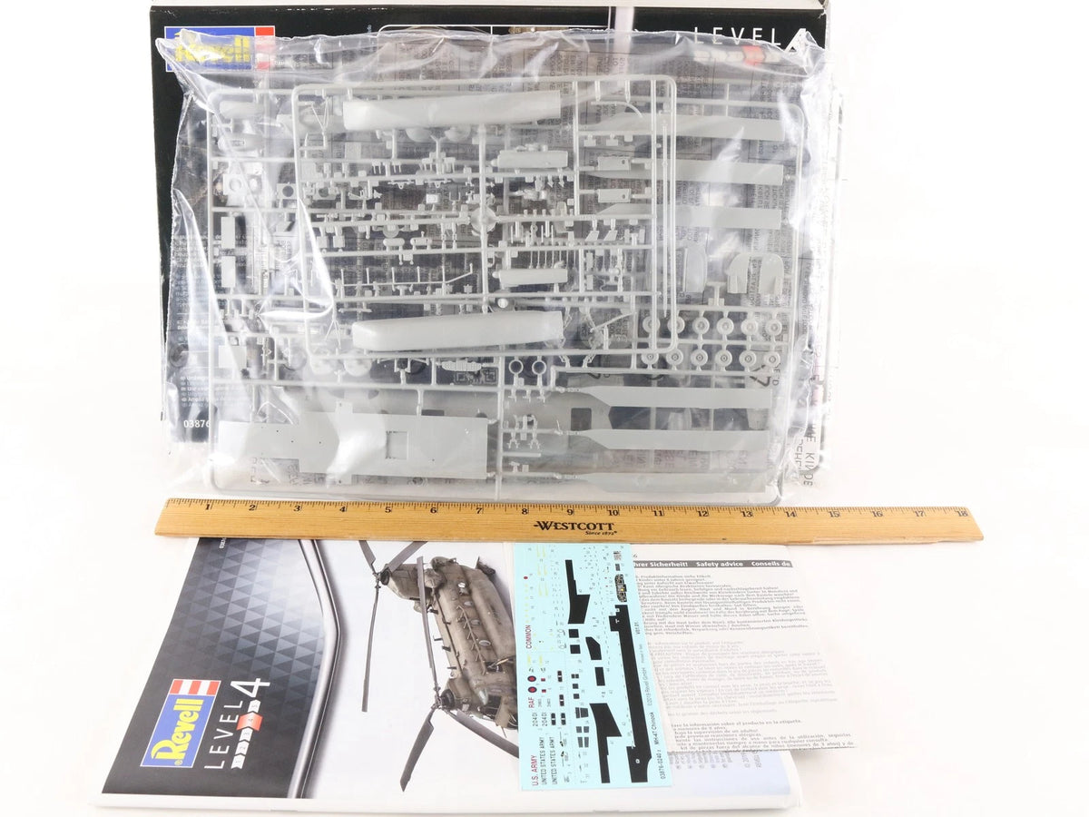MH-47E Chinook Mission Helicopter Boeing Revell 1:72 03876 Military Kit