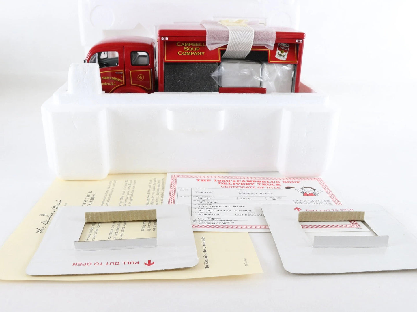 1955 White 3014WLB Campbells Soup Delivery Truck Red Danbury Mint 1:24 Diecast