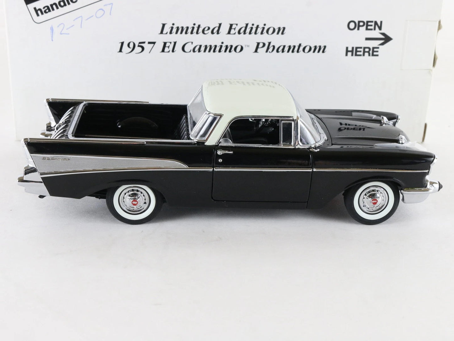 1957 Chevy El Camino Phantom Black White Danbury Mint 1:24 Diecast Model 1666