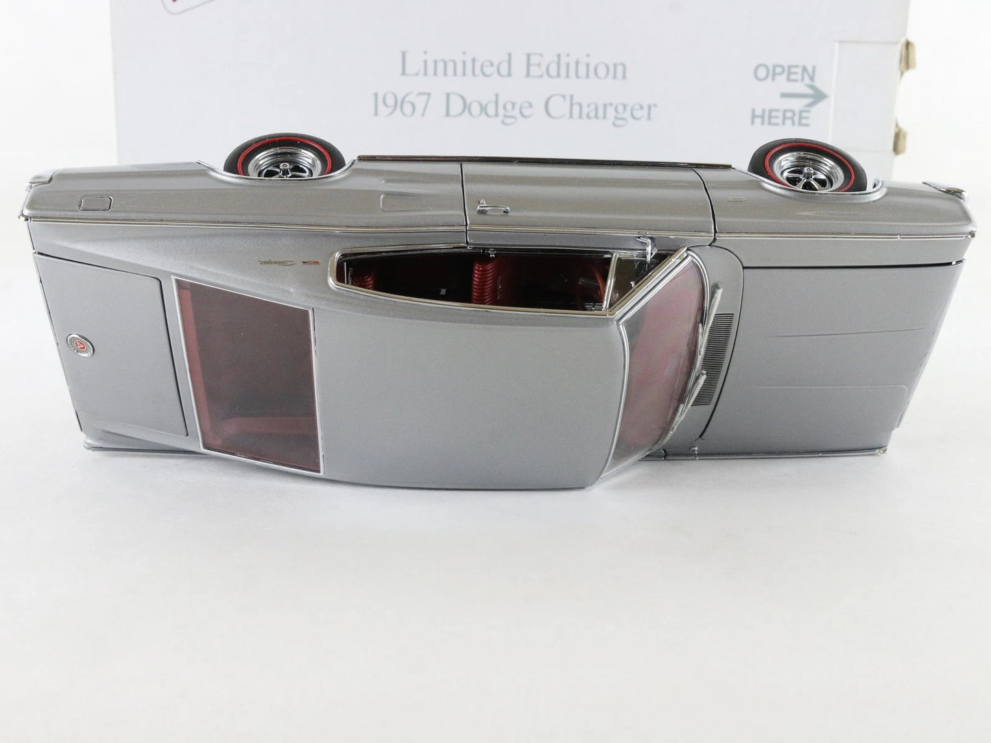 1967 Dodge Charger Limited Silver Danbury Mint 1:24 Diecast Model #1410/5000