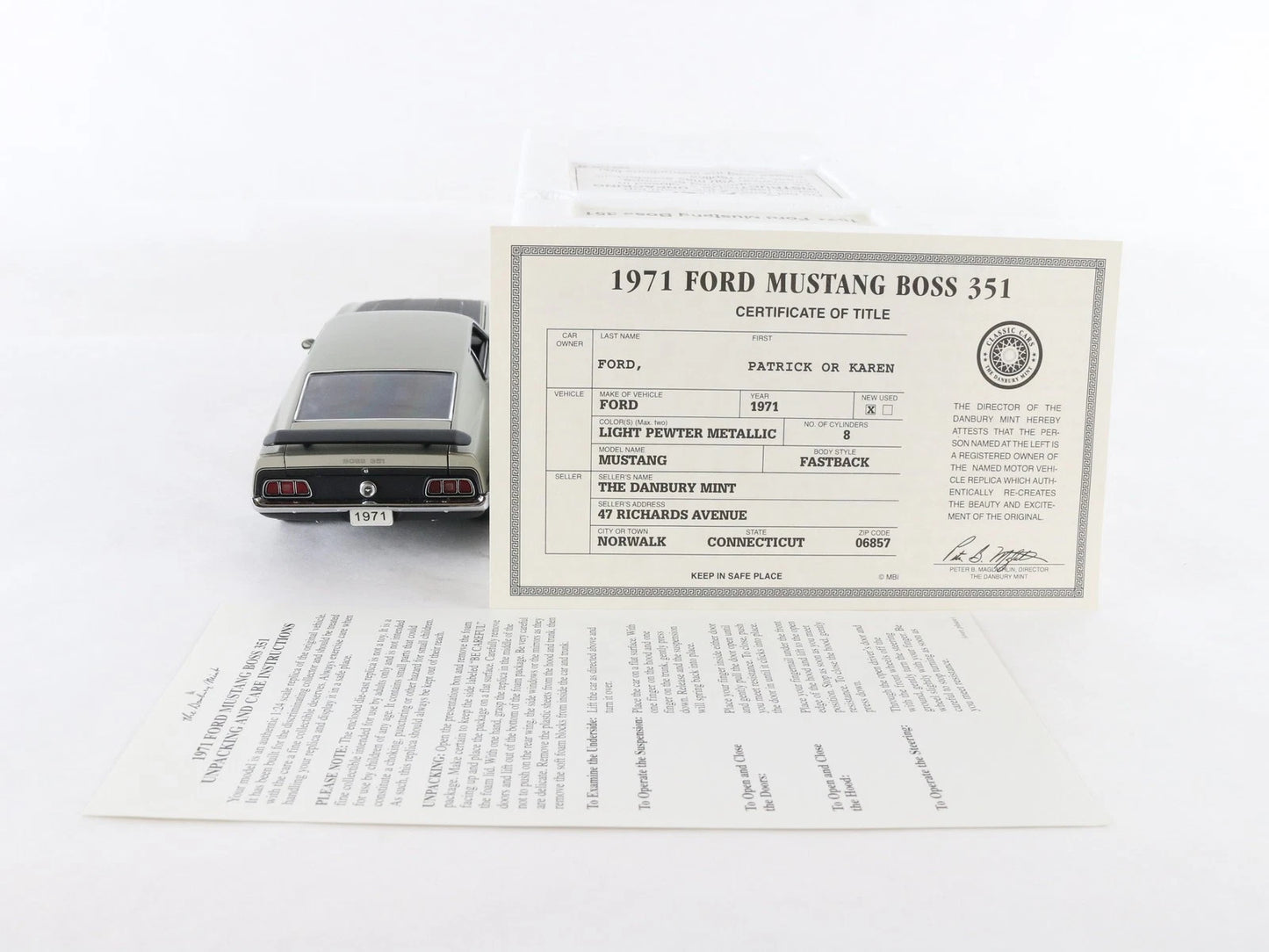 1971 Ford Mustang Boss 351 Fastback Gray Black Danbury Mint 1:24 Diecast Model