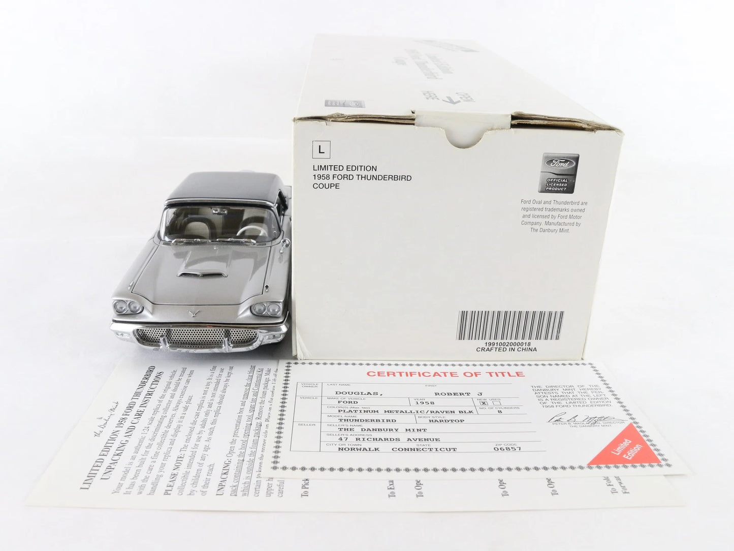 Danbury Mint 1:24 1958 Ford Thunderbird Coupe Platinum Raven Black Diecast 1656