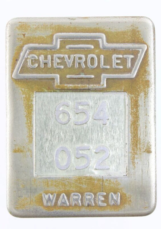 Chevrolet 654 052 Warren 1.5��� Metal Vintage Work Badge Number