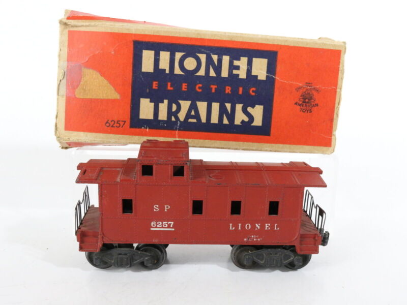 Southern Pacific SP 6257 Red Caboose Plastic Lionel Postwar O