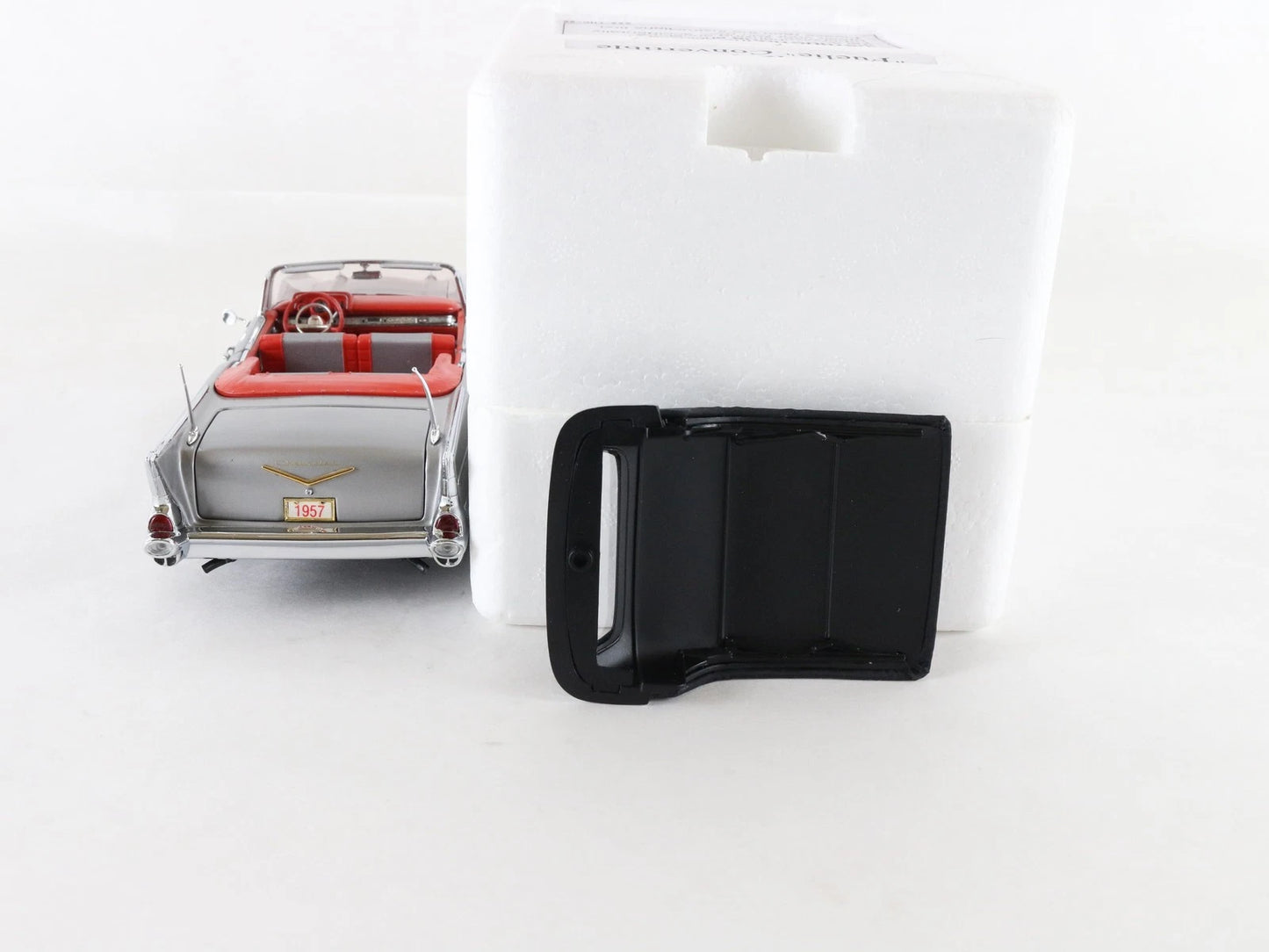 1957 Chevy Bel Air Fuelie Convertible Silver Danbury Mint 1:24 4936/5000 LIMITED
