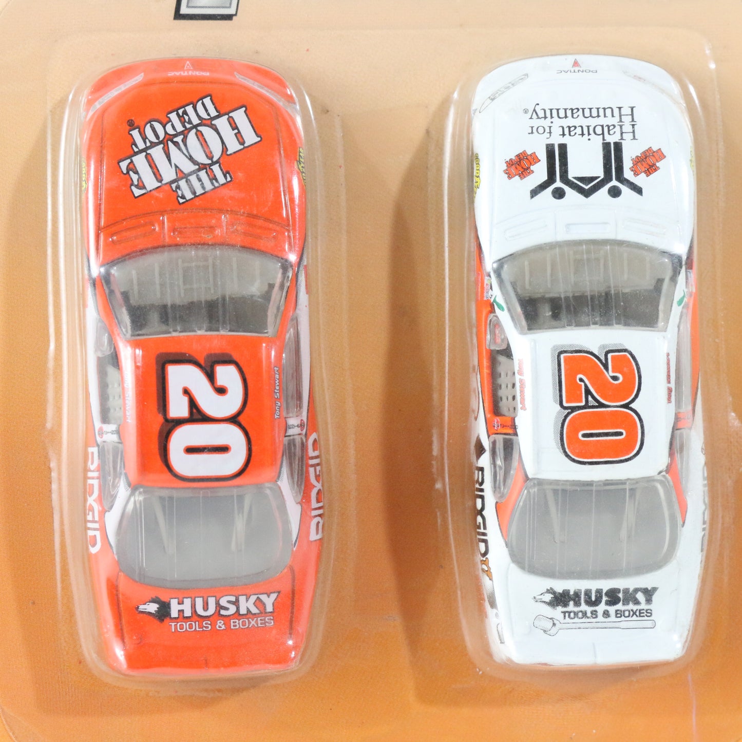 Tony Stewart #20 Home Depot Habitat For Humanity Nascar Action 1:64 Pontiac