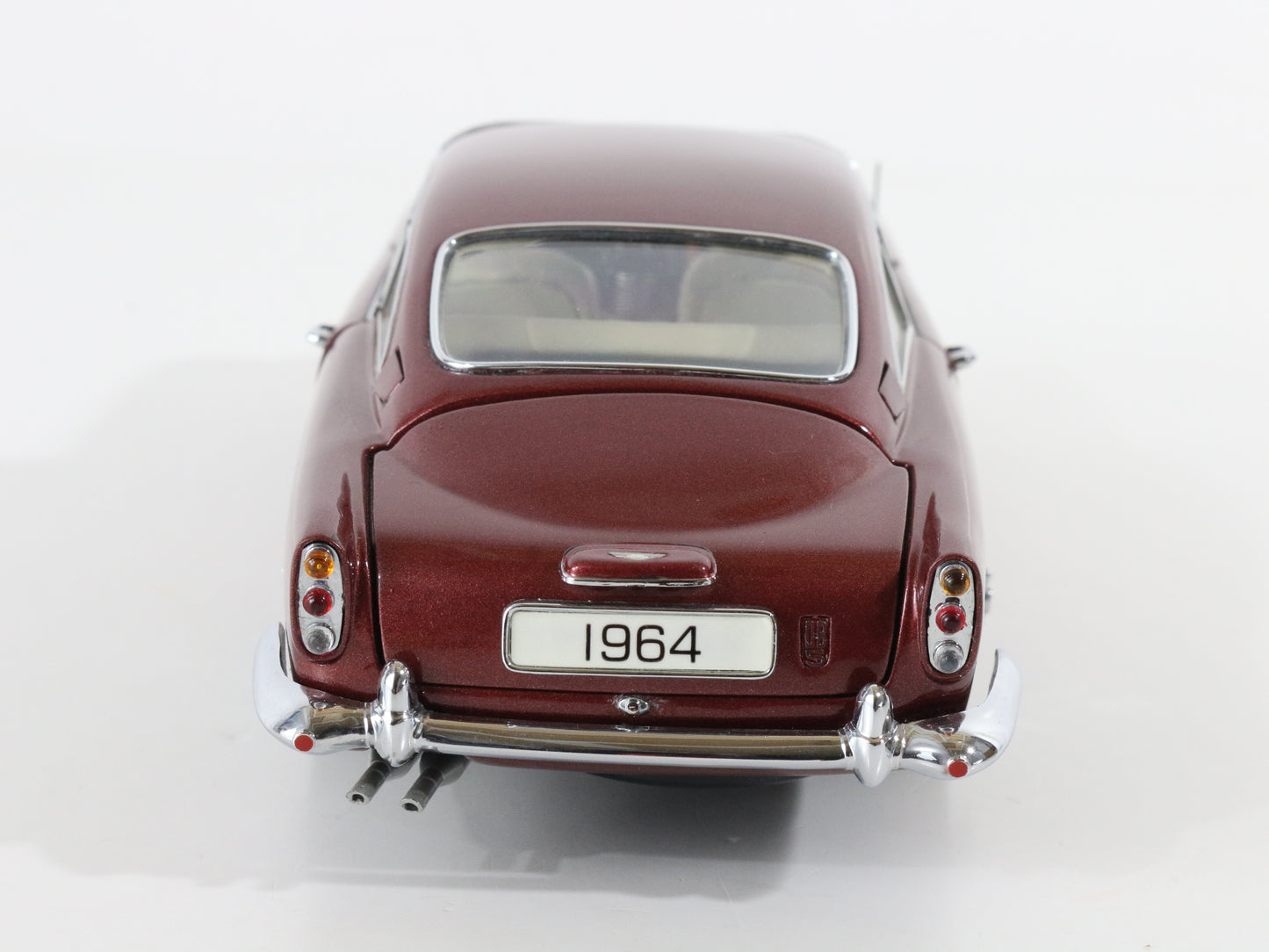 1964 Aston Martin Db5 Danbury Mint 1:24 Metal Car