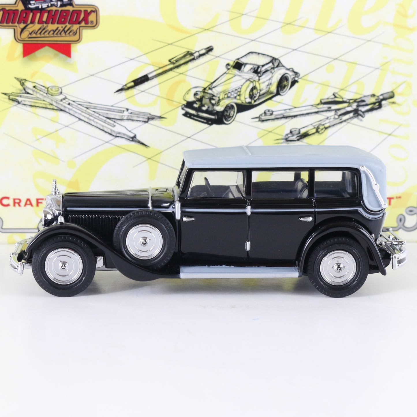 1931 Mercedes Benz 770 Rich & Infamous Cars Matchbox 1:43 Dym35185