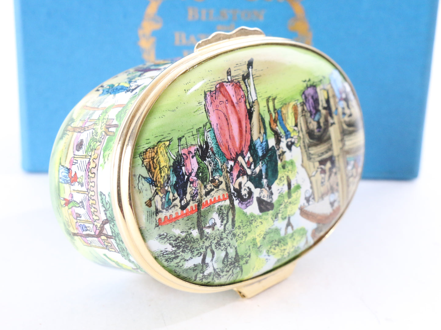 Halcyon Days Vauxhall Pleasure Gardens Oval Enamel Trinket Box 11/236