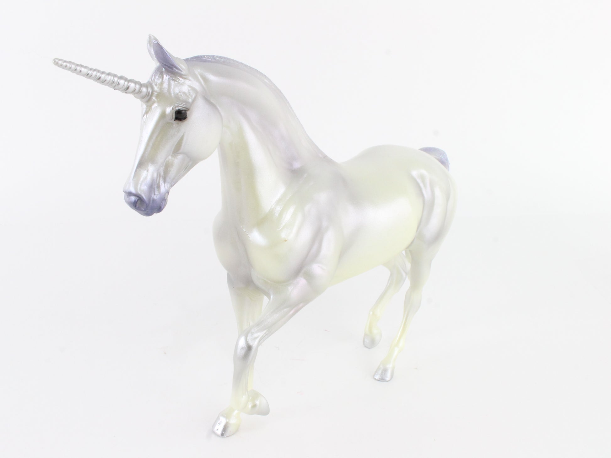 Sarafina Magical Unicorn Silver Breyer #97266 Classic Size