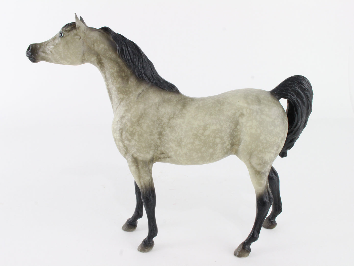 Dappled Grey Arabian Breyer #667 Classic Size Model Horse