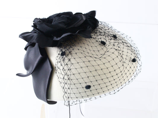 Georgi Ladies White And Black Wool Felt Hat W/ Flowers 6 7/8 55cm