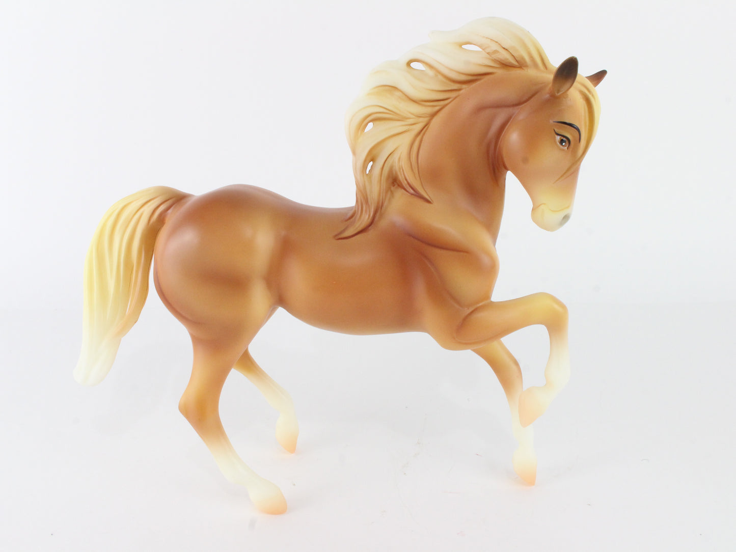 Chica Linda Chestnut Spirit Riding Free Collection Breyer #9201 Traditional