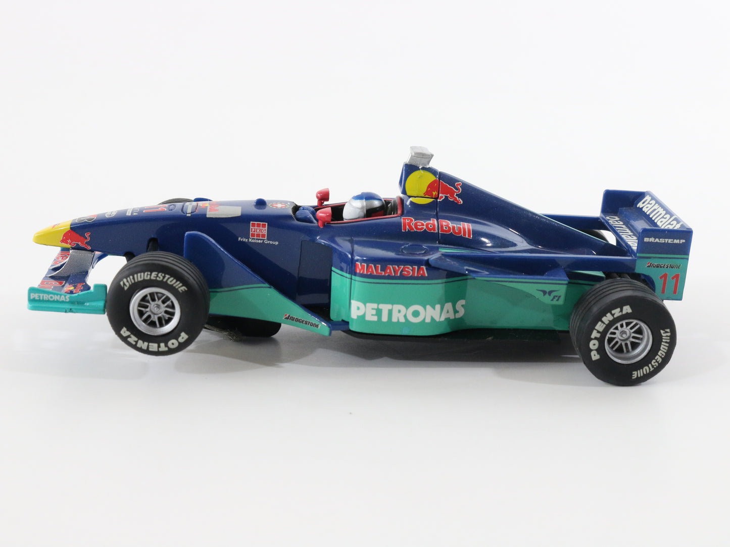 Sauber C17 Petronas #11 Fritz Kaiser Blue & Green 1:32 Carrera