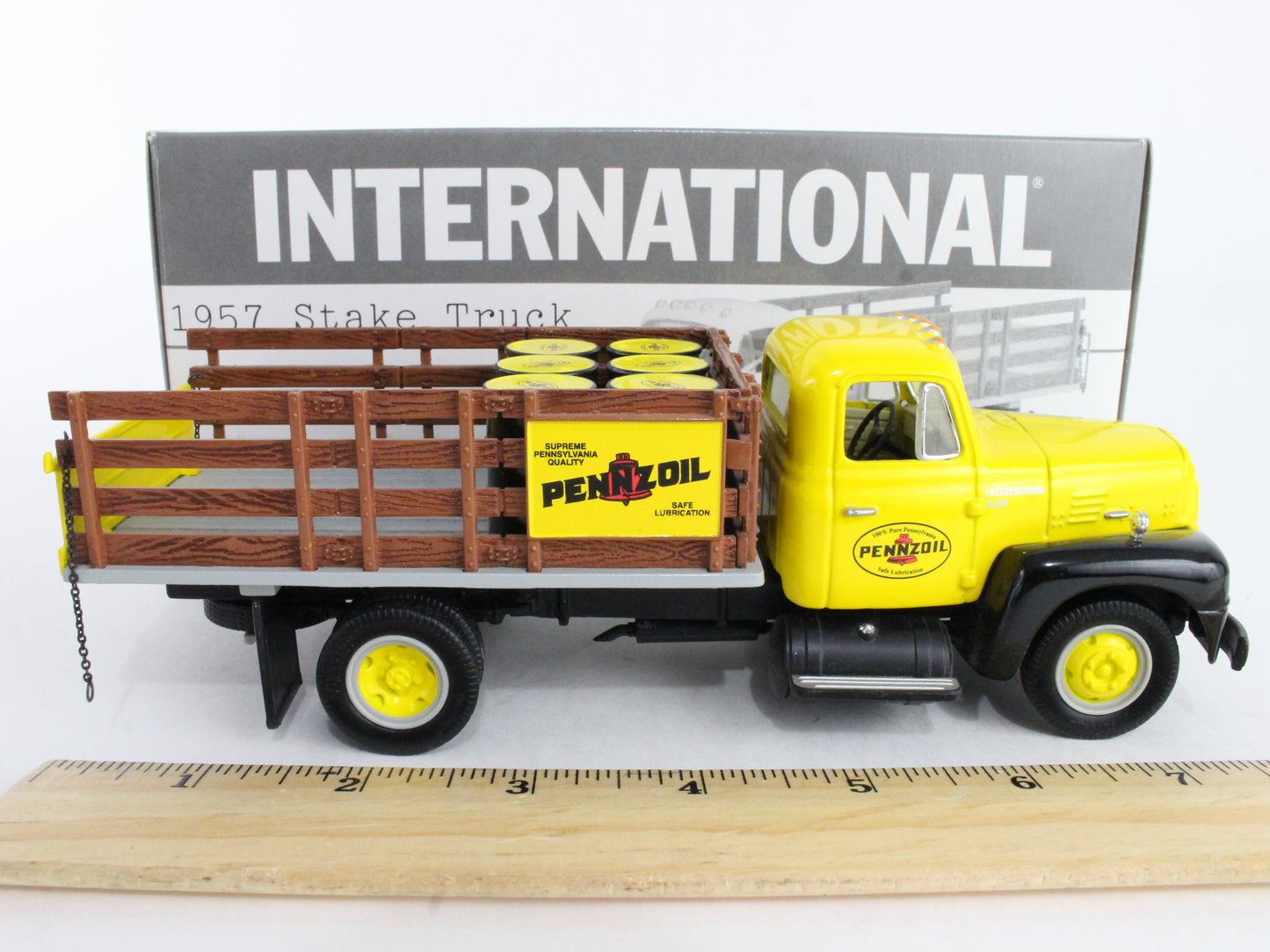 1957 International Stake Truck Penz Oil First Gear 1:34 Model 10-2272