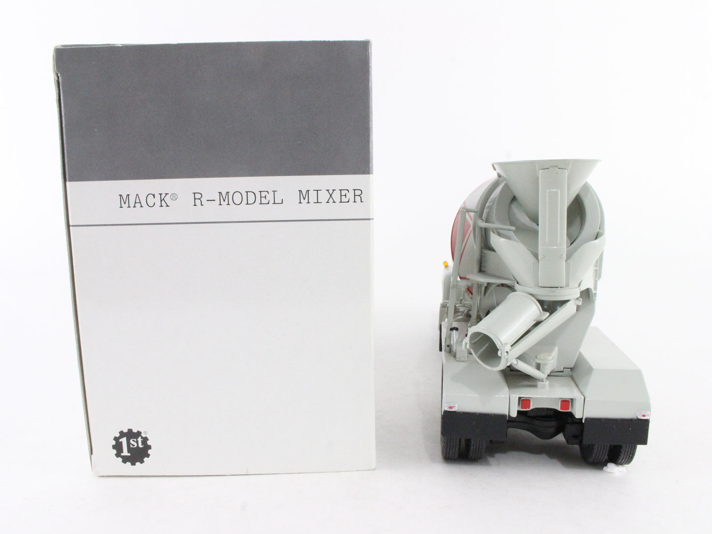 Mack R-Model Mixer Port Huron First Gear 1:34 Scale Model 19-2652