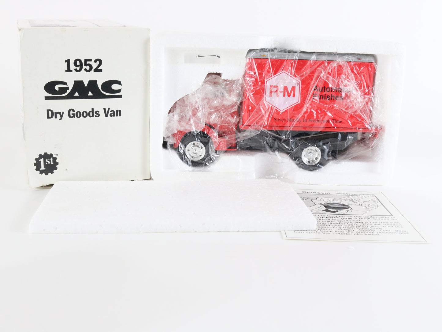 RM Automotive Finishes 1952 GMC Dry Goods Van First Gear 1:34 Truck 29-1022