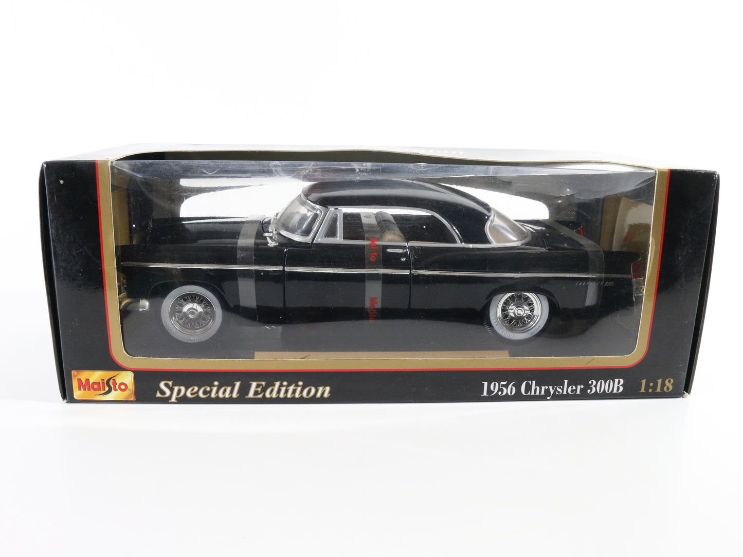 1956 Chrysler 300b Black Maisto 1:18 Diecast Model Car 31897