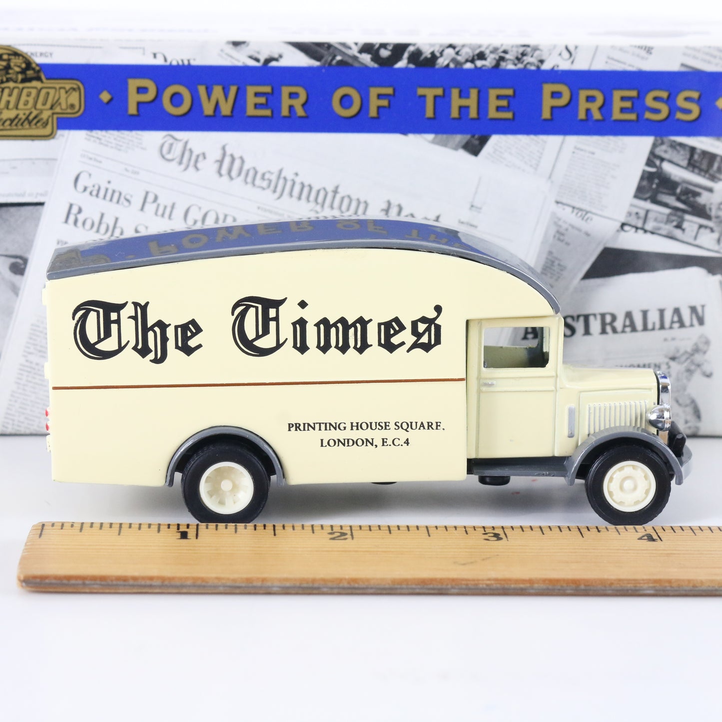 1931 Morris Van London Times Power Of The Press Matchbox 1:43 Model Car Ypp02