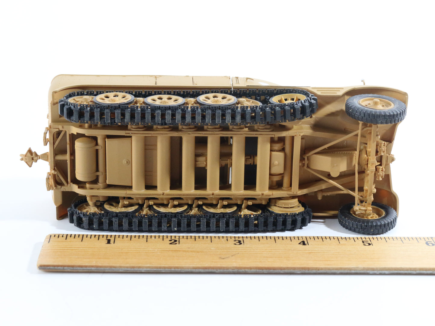 Sdkfz11 WW2 German Halftrack Military Truck 1:48? Built Model Vehicle