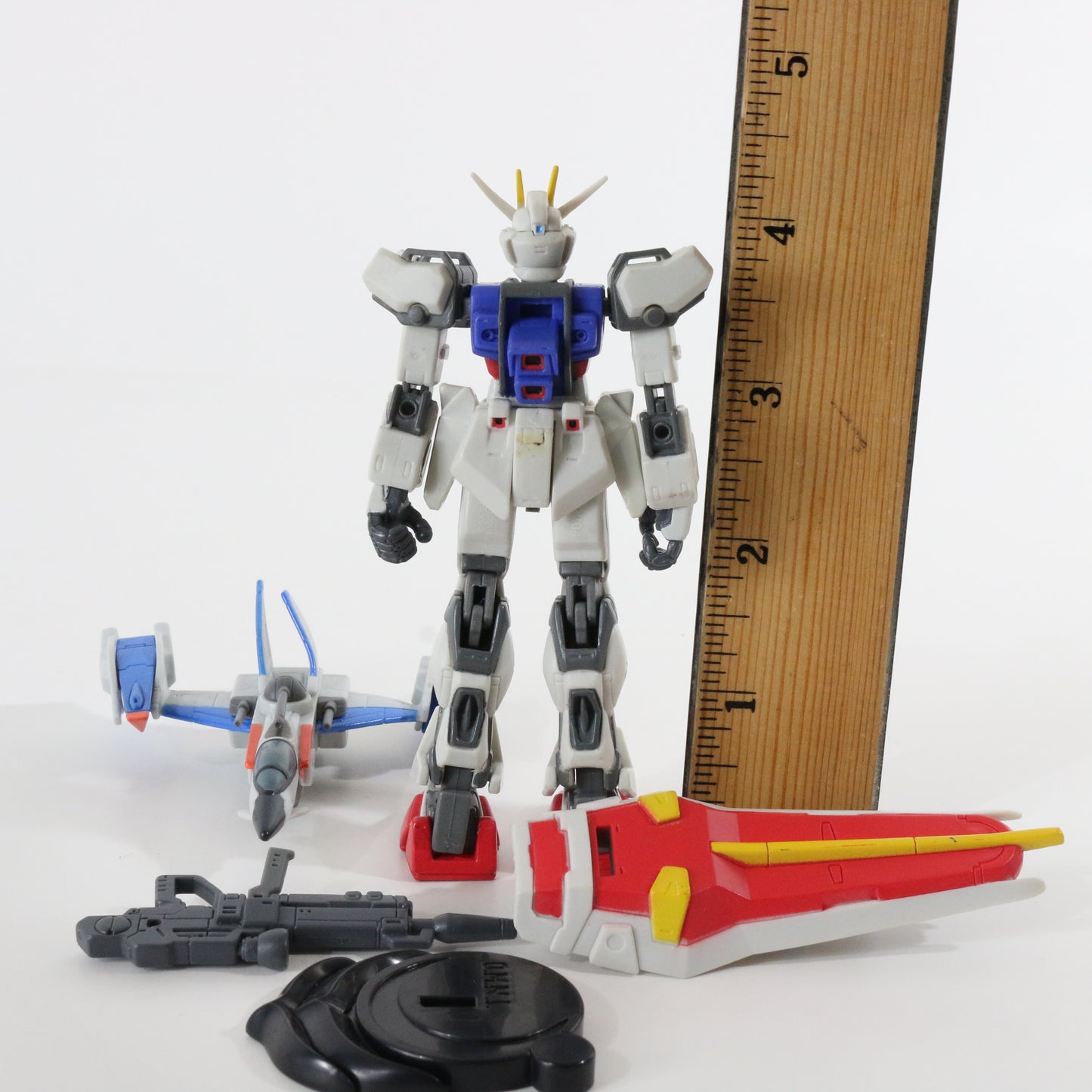 Gundam AT-X105 Aile Strike Mobile Suit Action Figure Bandai W/ Accessories