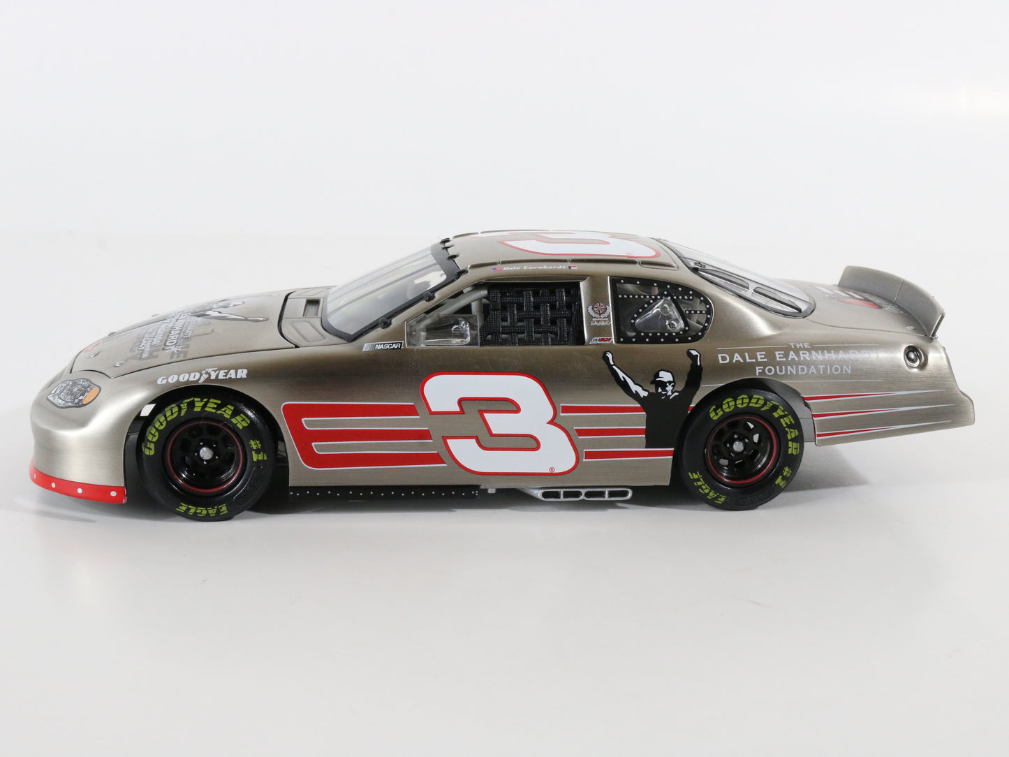 2003 Monte Carlo Silver #3 Dale Earnhardt Brookfield 1:24 Model Race Car