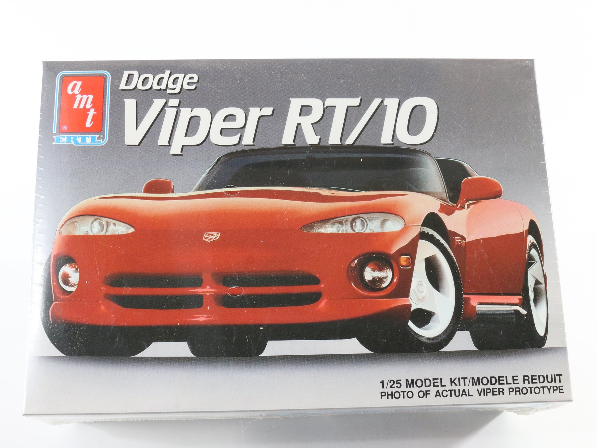 Dodge Viper RT/10 AMT ERTL 1:25 Model Kit 6808