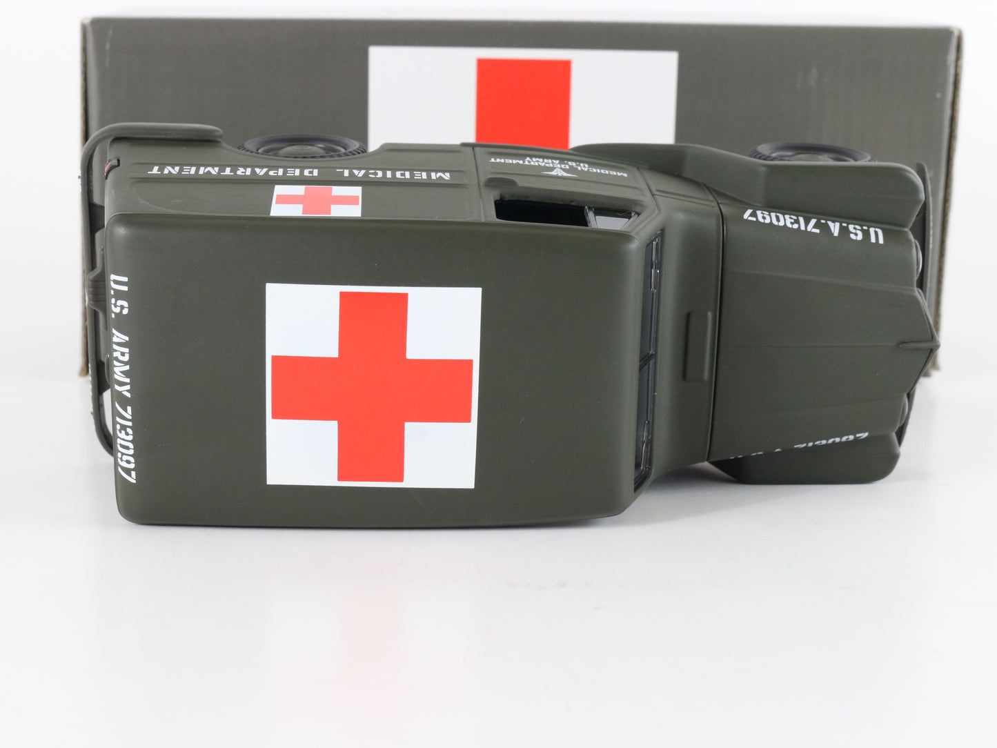 1953 Willys 1/2 Ton 4x4 Us Army Ambulance Red Cross Eastwood Liberty 1:25 403000