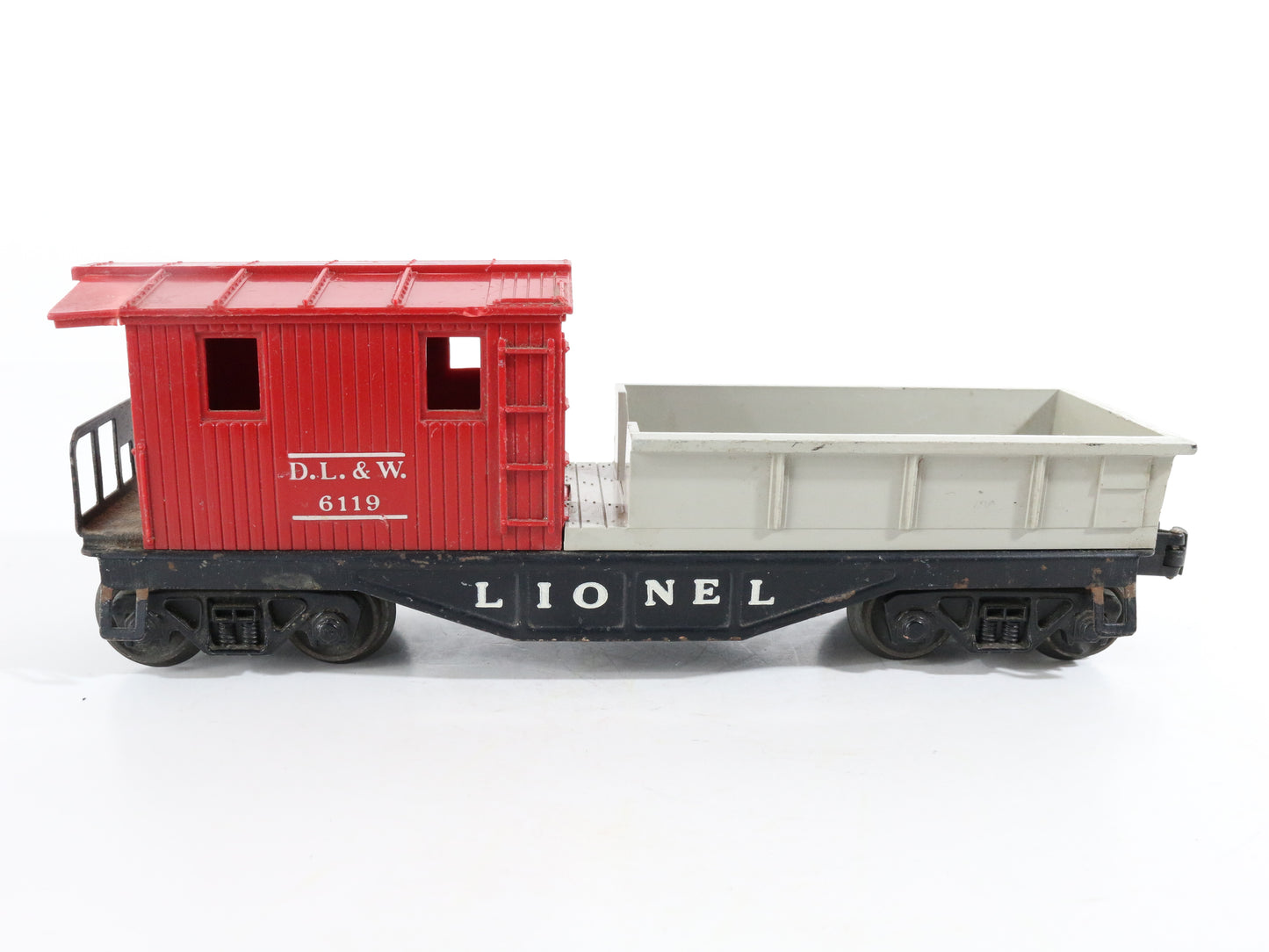 Lionel O Postwar DL&W 6119 Red & Gray Plastic Work Caboose