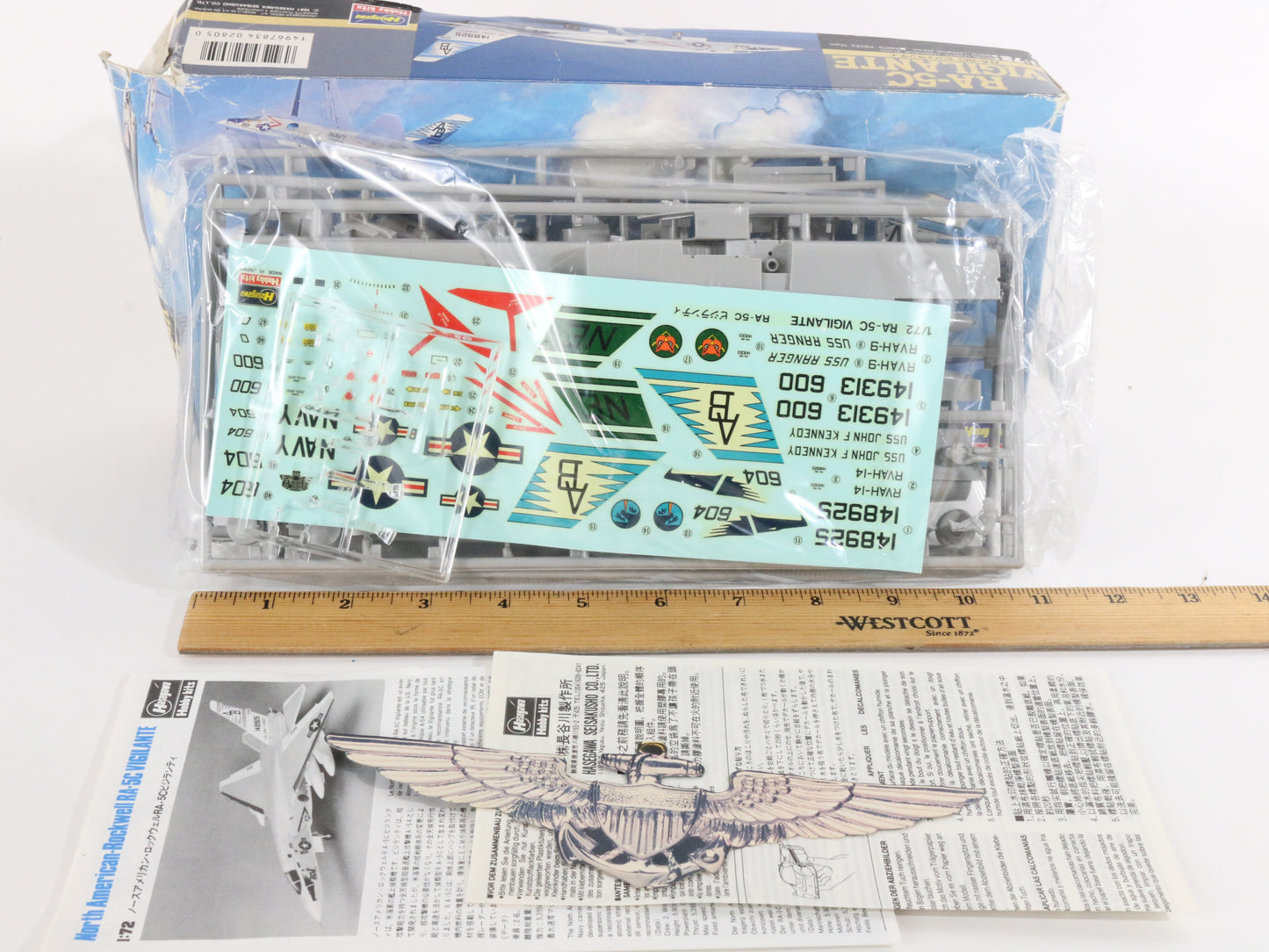 Vigilante RA-5c Fighter Jet Plane Hasegawa Plastic Airplane Kit 1:72 02805