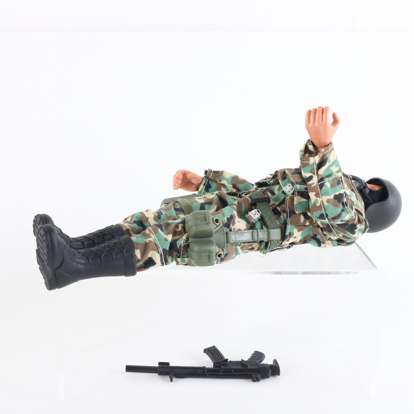 Modern Camouflage Soldier W/ Submachine Gun & Accessories Gi Joe 1:6 12" Figure