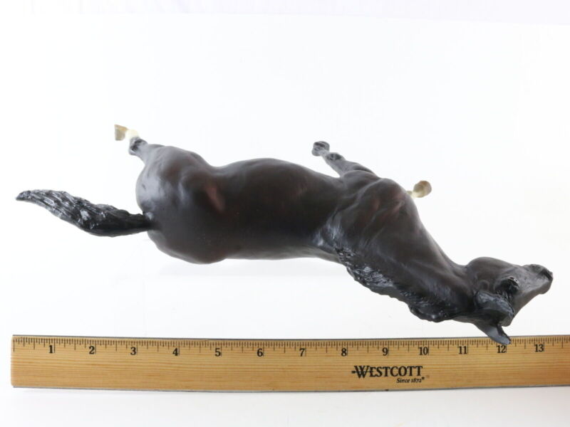 Horse Salute Dark Mahogany Bay Phar Lap 1984 Traditional Breyer Horse Plastic