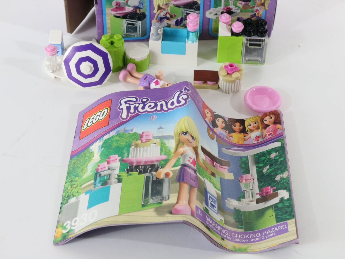 Lego Friends Stephanies Outdoor Bakery Mostly Built 3930 + Box Instructions