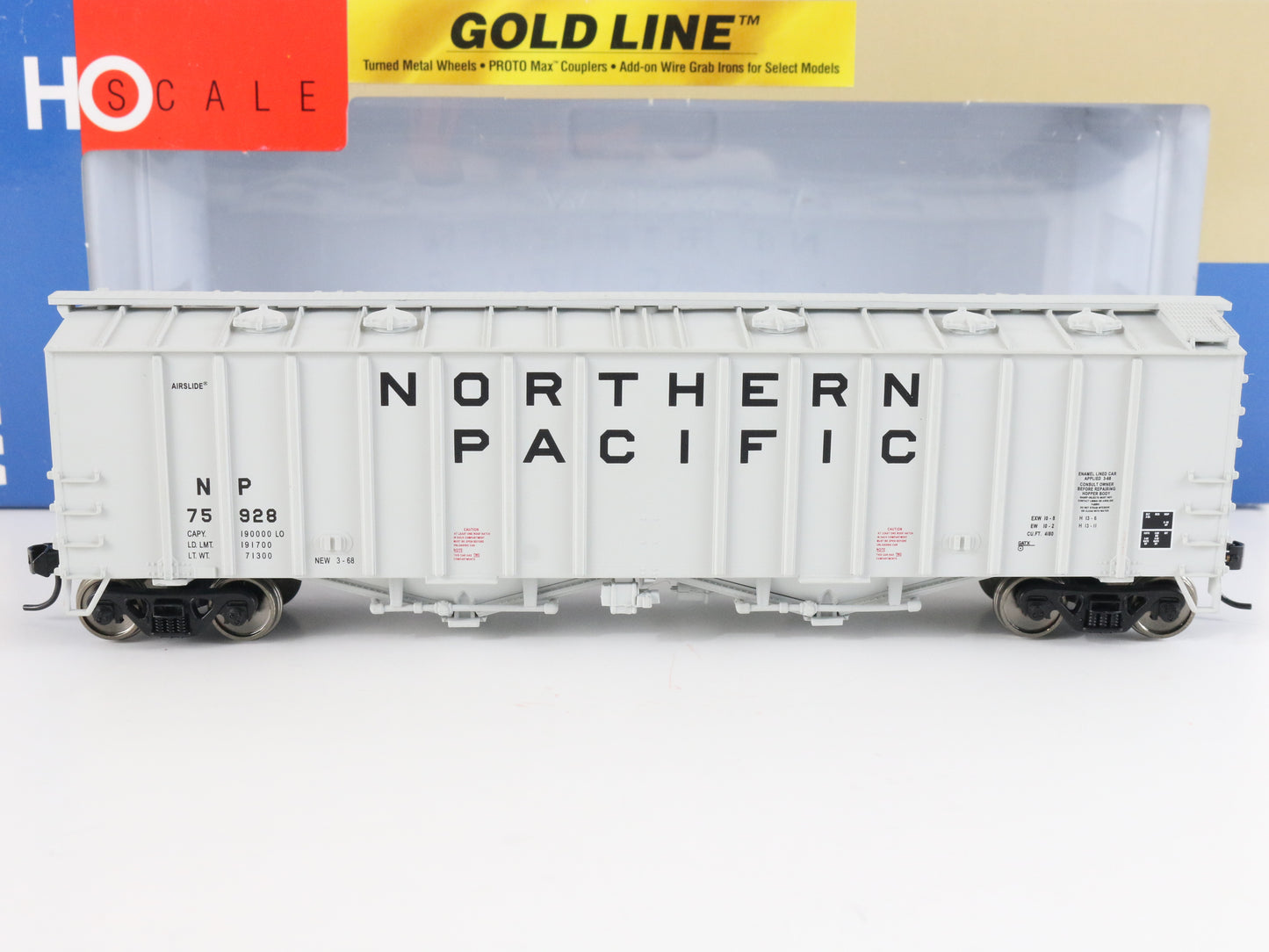 Northern Pacific Airslide Covered Hopper Walthers HO Gold