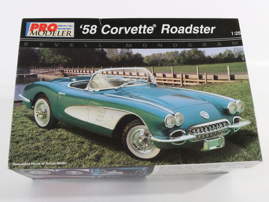 1958 Chevrolet Corvette Roadster Partly Built Kit Revell Monogram 1:25 85-5938