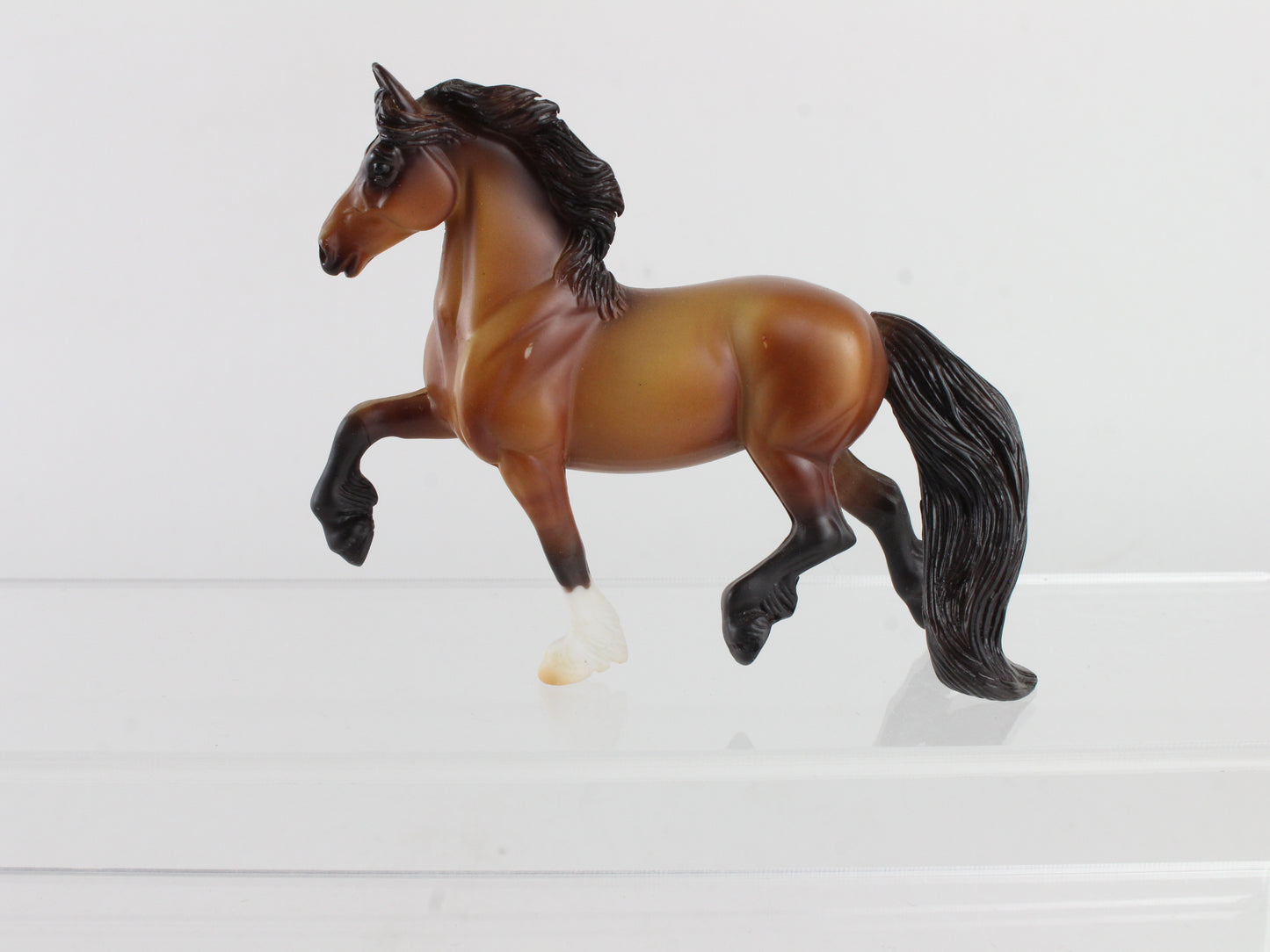 Cob Dun Fresian Horse Breyer #5955 Stablemates