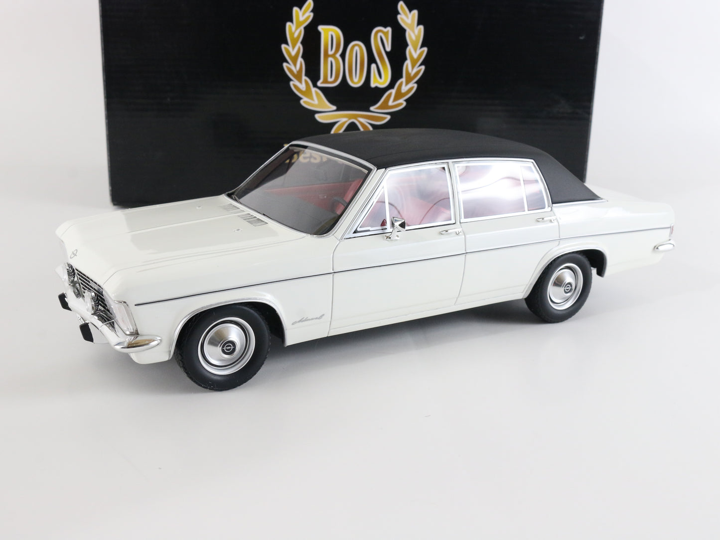 Opel Admiral B White Black BOS Best of Show 1:18