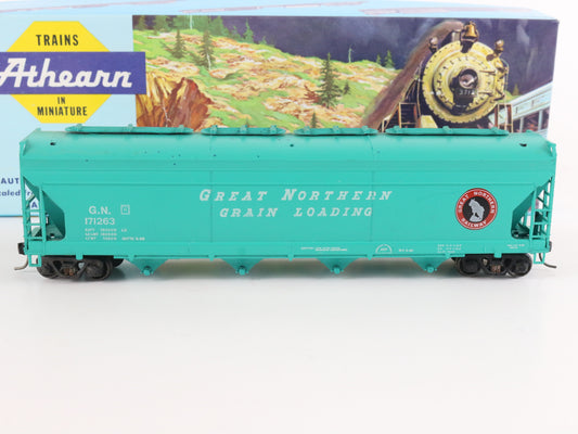 Great Northern Grain Loading Hopper Car Athearn HO