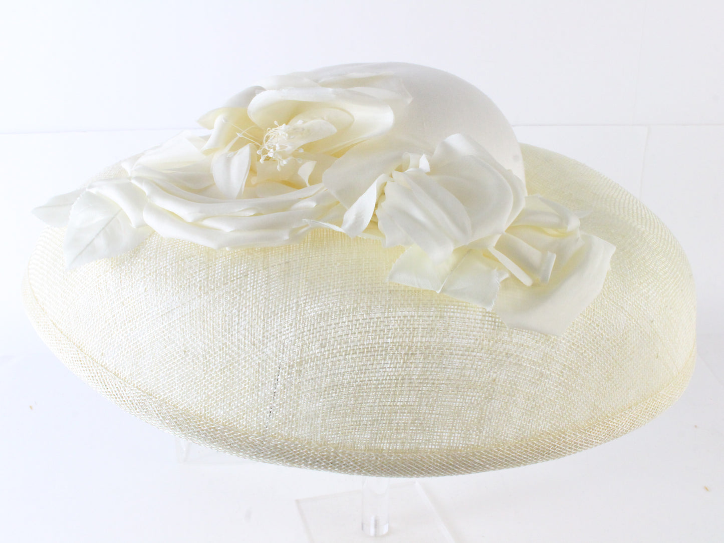 Peter Bettley London Ladies Boutique White Straw Hat W/ Flowers 7 56cm