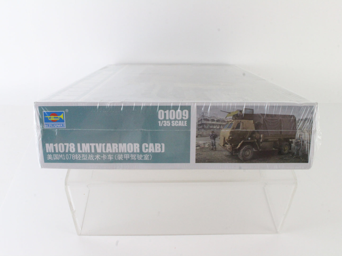 M1078 Lmtv Armor Cab 1:35 Trumpeter Model Kit 01009