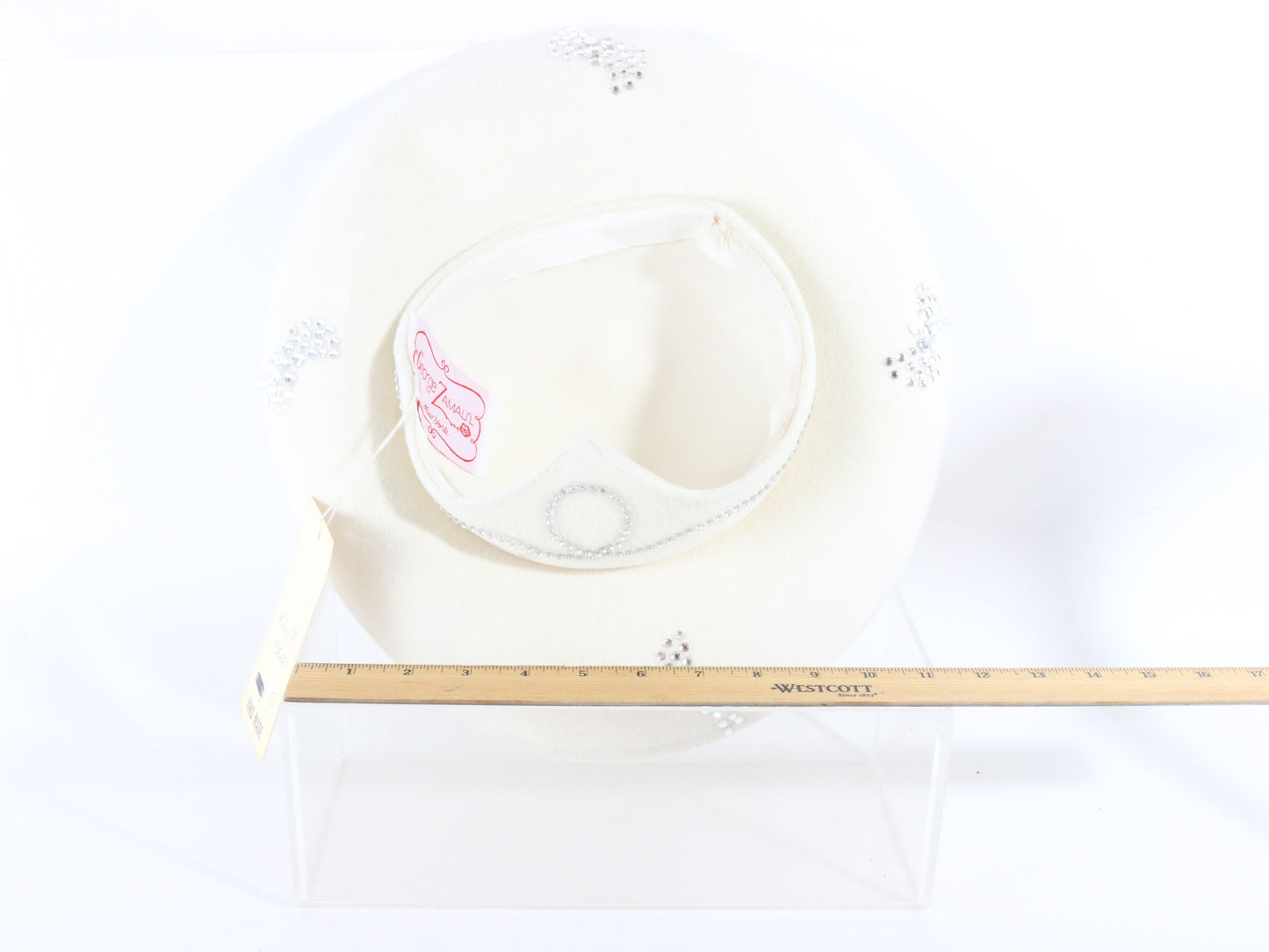 George Zamaul New York Ladies Boutique White Felt Hat W/ Rhinestones 7 56cm