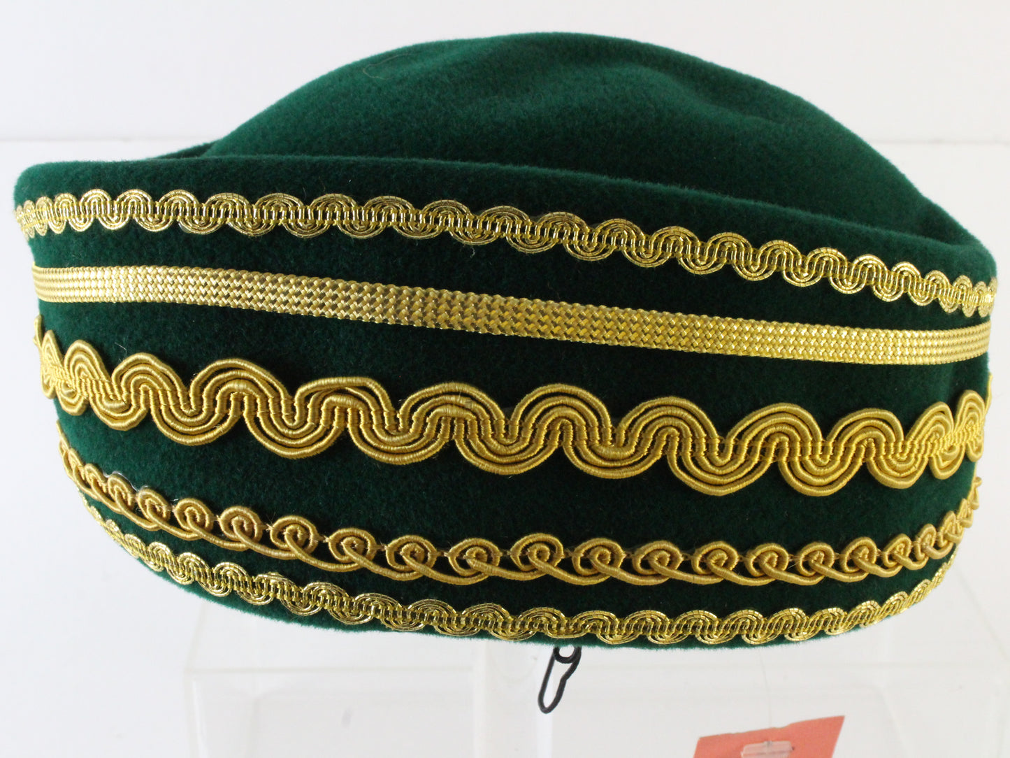 Sonni of California Ladies Boutique Green Felt Hat W/ Gold Cord 6 7/8 55cm