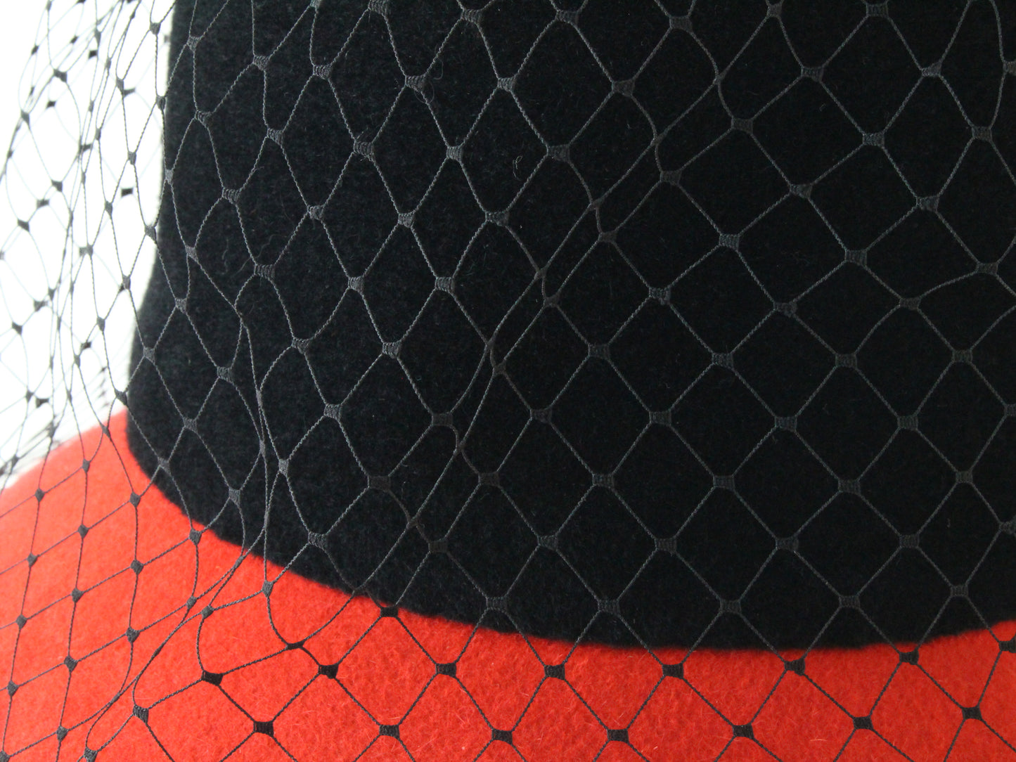 Frank Olive Private Collection Ladies Red and Black Felt Hat 7 56cm