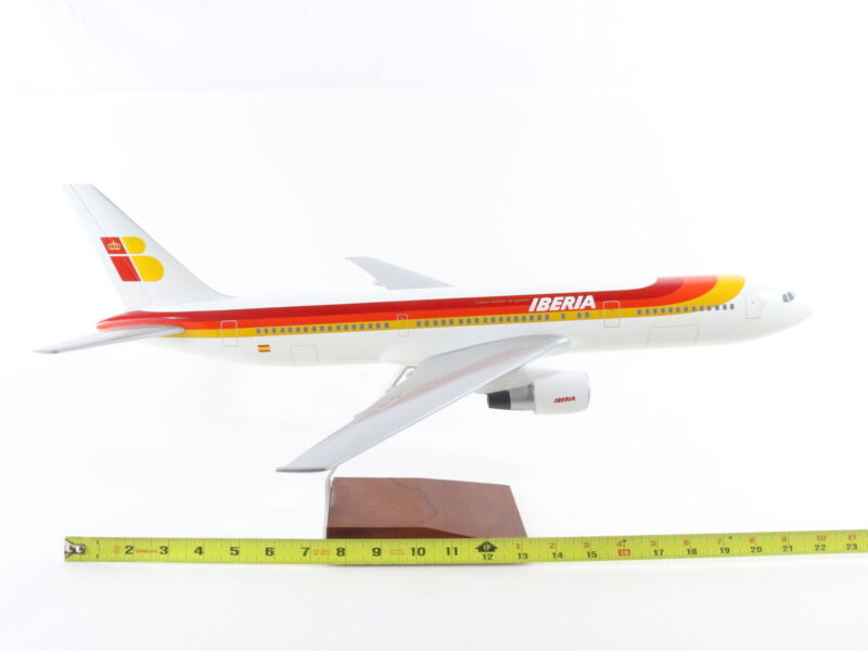 Boeing 777? Iberia 20+" Wood Built W/ Stand Vintage PACMIN 1/100 Desk Model