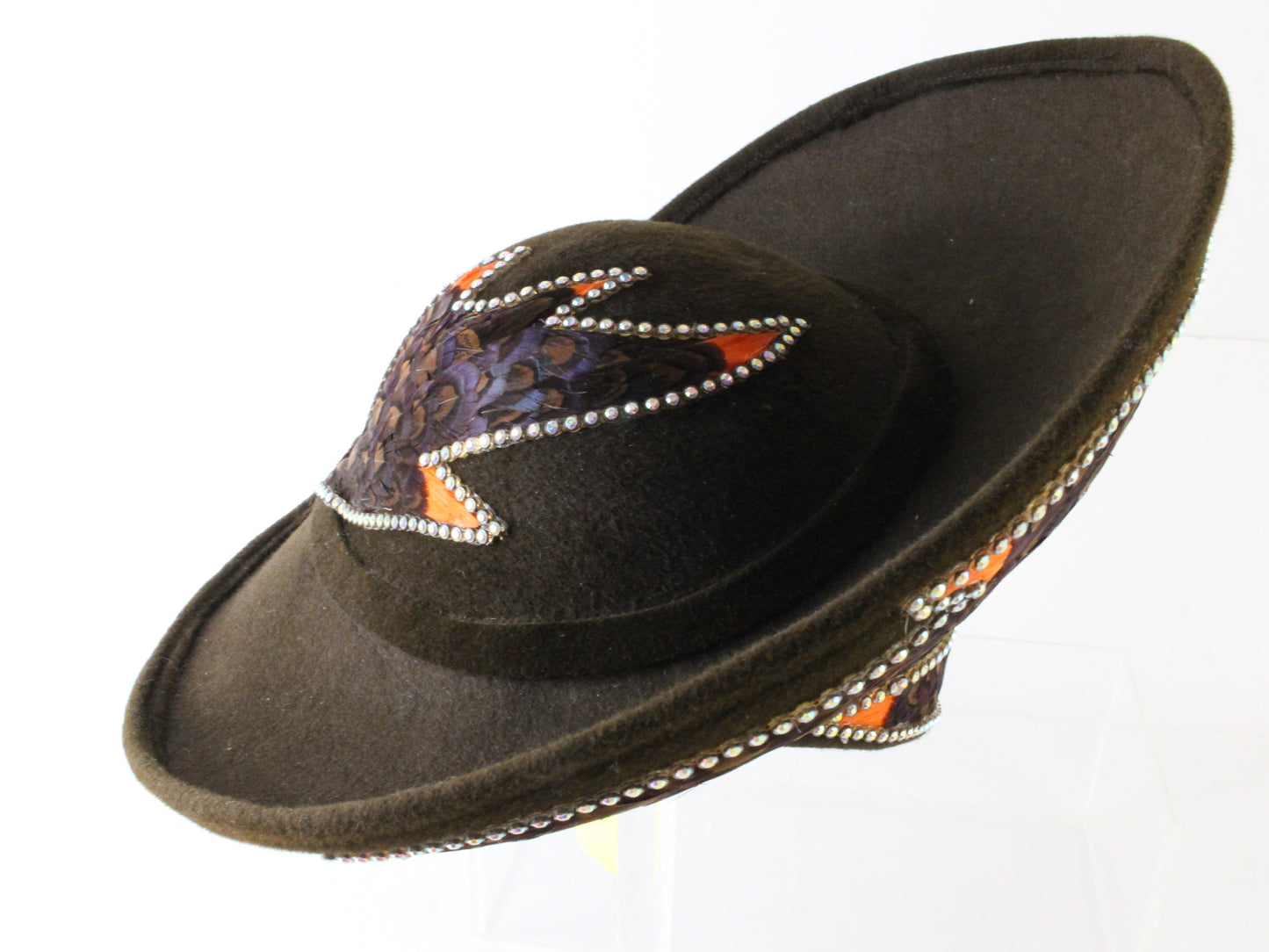 Jack Mcconnell New York Ladies Brown Felt Hat W/ Feathers 7 1/8 57cm