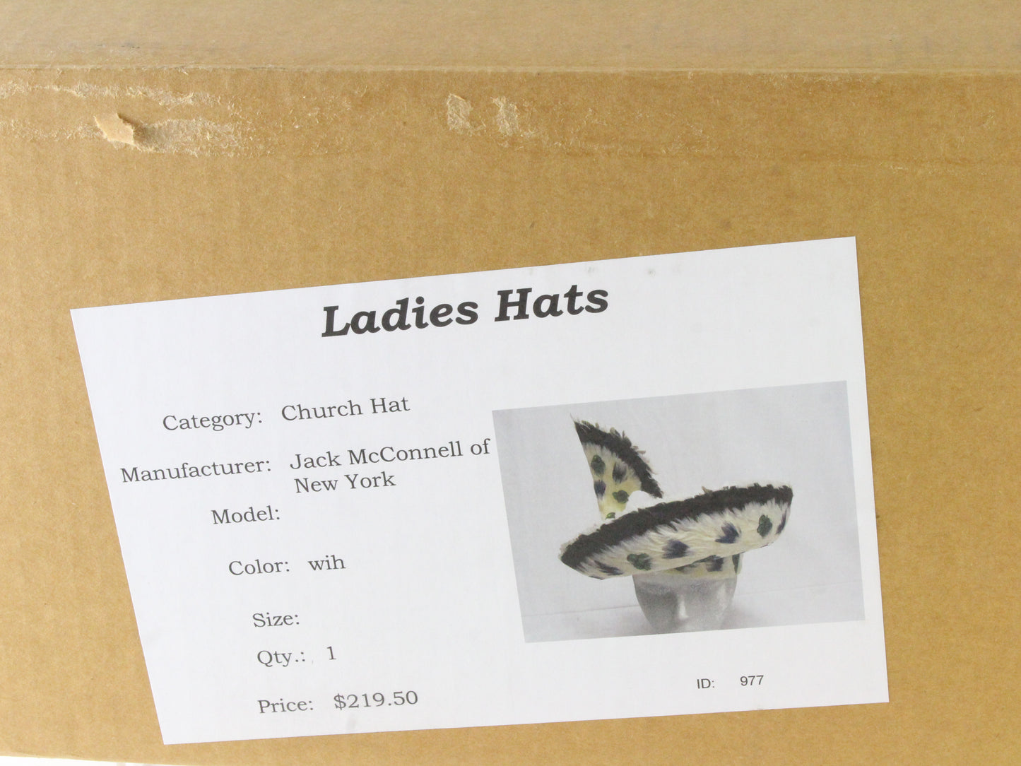 Jack McConnell New York Ladies White Wool Felt Hat W/ Feathers 6 3/4 54cm