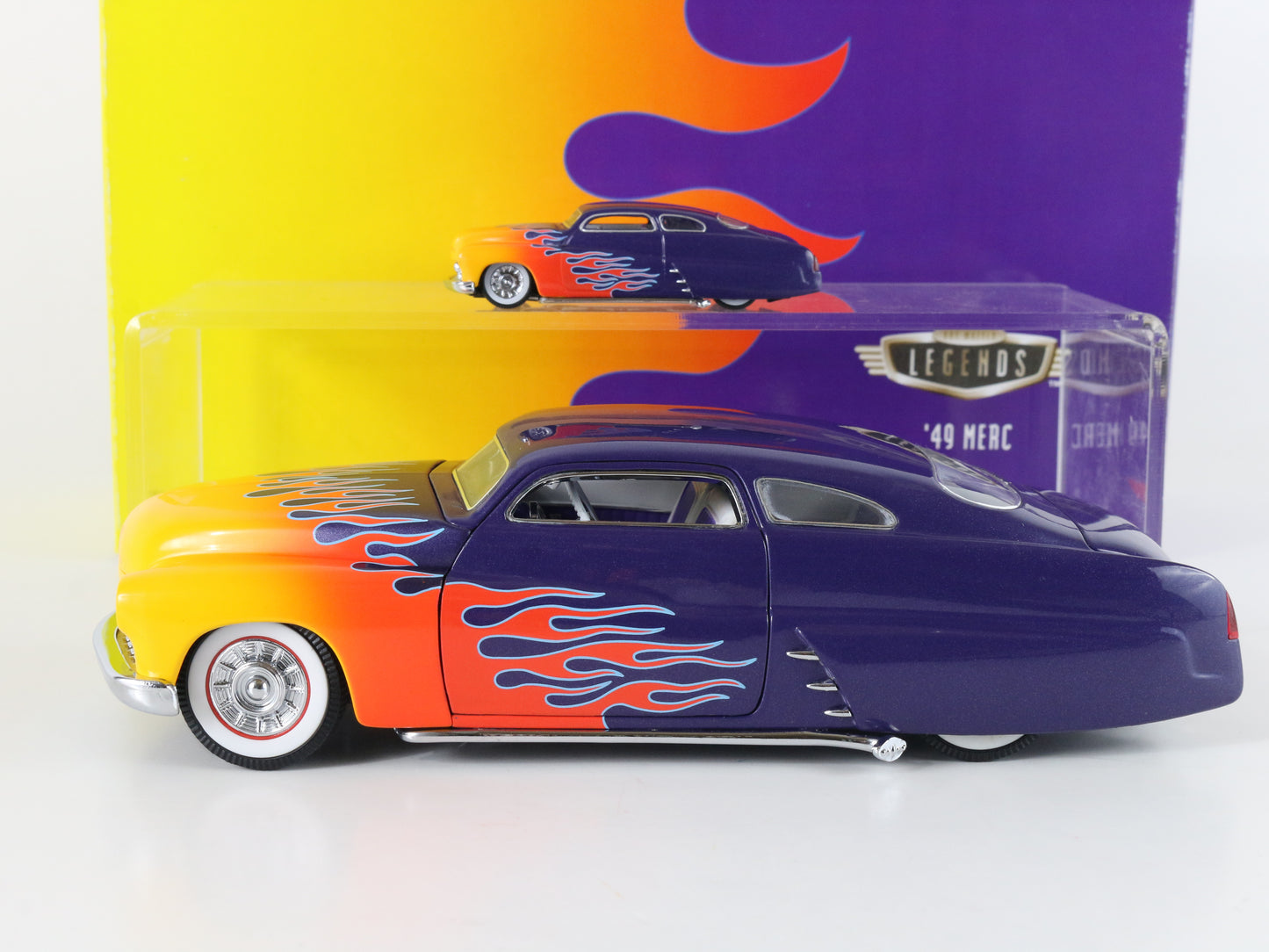 1949 Mercury Purple & Flames Hot Wheels Legends 1:24 1:64 Set Of 2 B8770