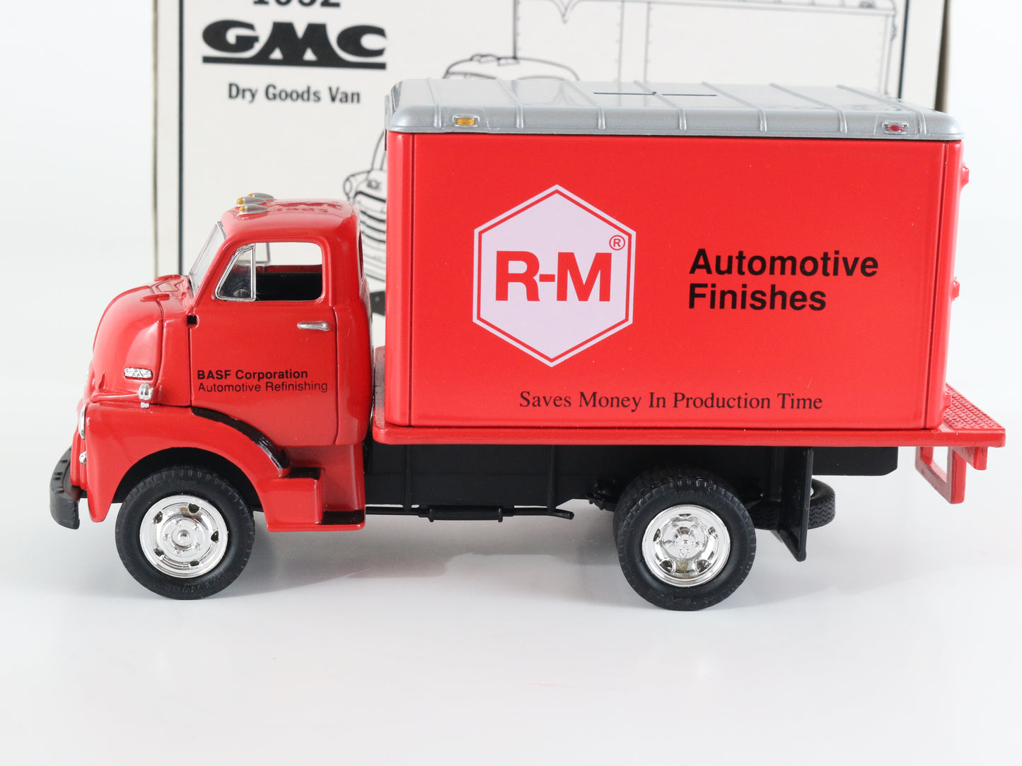 RM Automotive Finishes 1952 GMC Dry Goods Van First Gear 1:34 Truck 29-1022