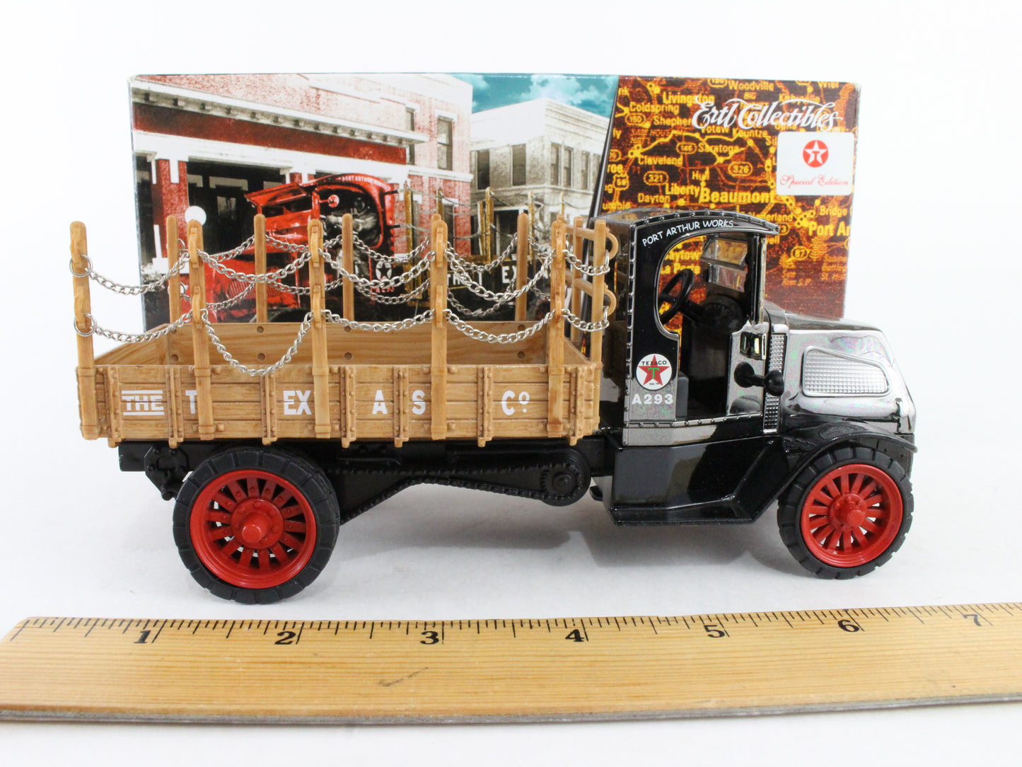 1918 Mack AC Bulldog Flatbed Truck Texaco ERTL 1:32 Scale Model 20432p